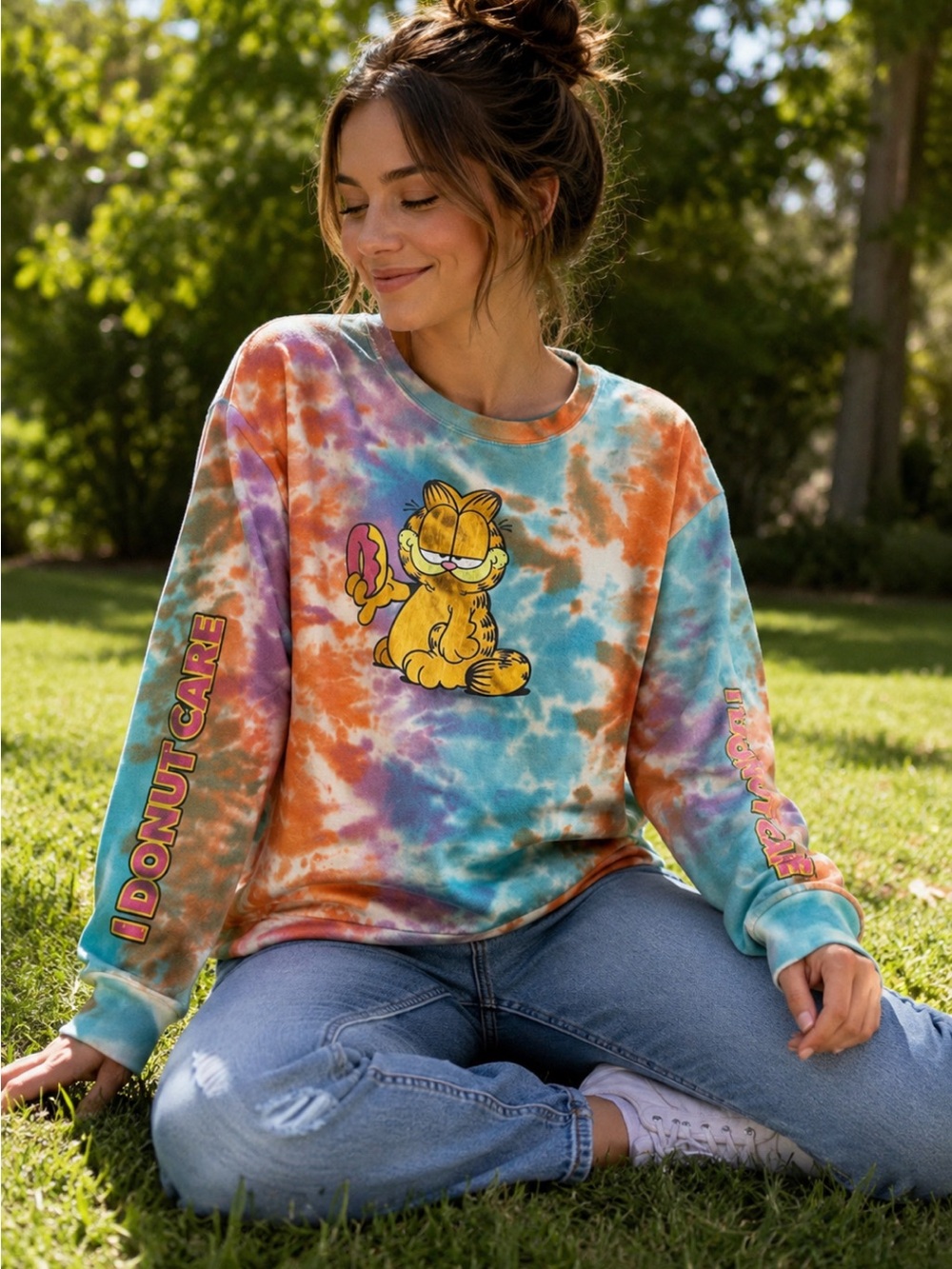 Garfield Tie‎ Dye I Donut Care Sweatshirt. Size Large.